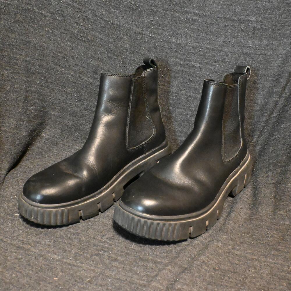 Timberland Women's 8 Greyfield Chelsea Boots Chunky Lug Sole Black Gorpcore